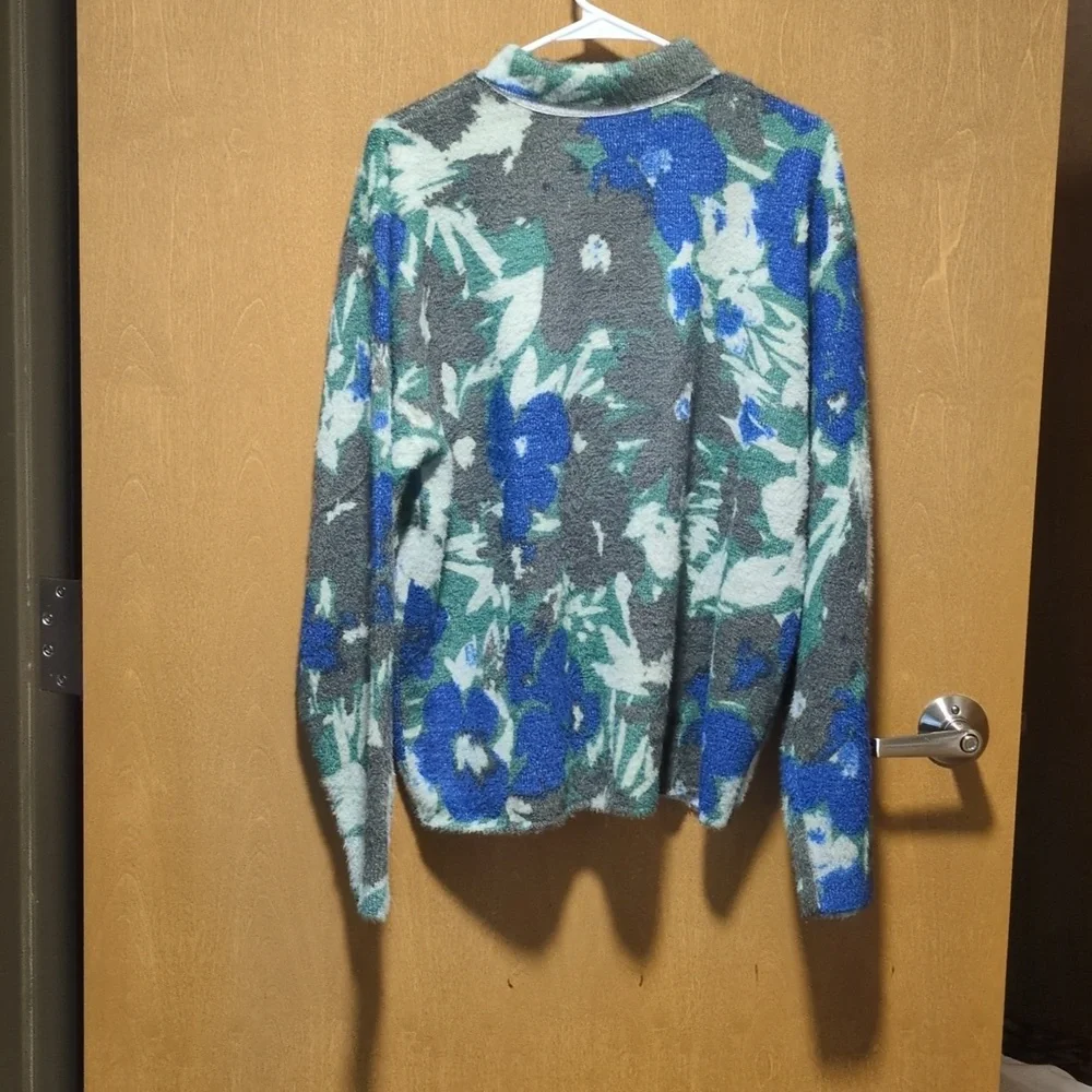 NWT PacSun Eyelash Polo Sweater - Perfect for Adding a Super Soft Pop of Color - Picture 4 of 14